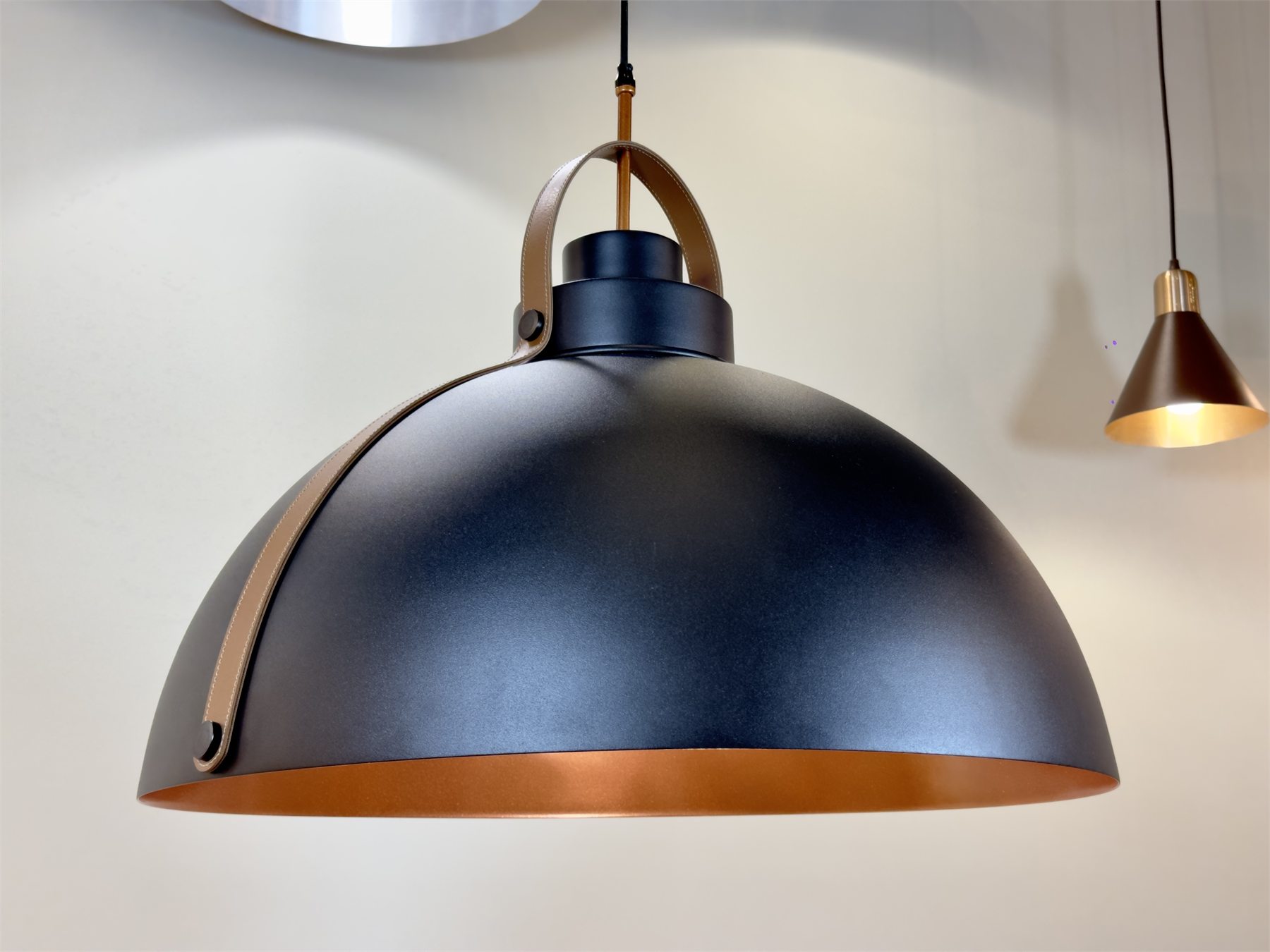 PENDENTE LIANO G — vista 1